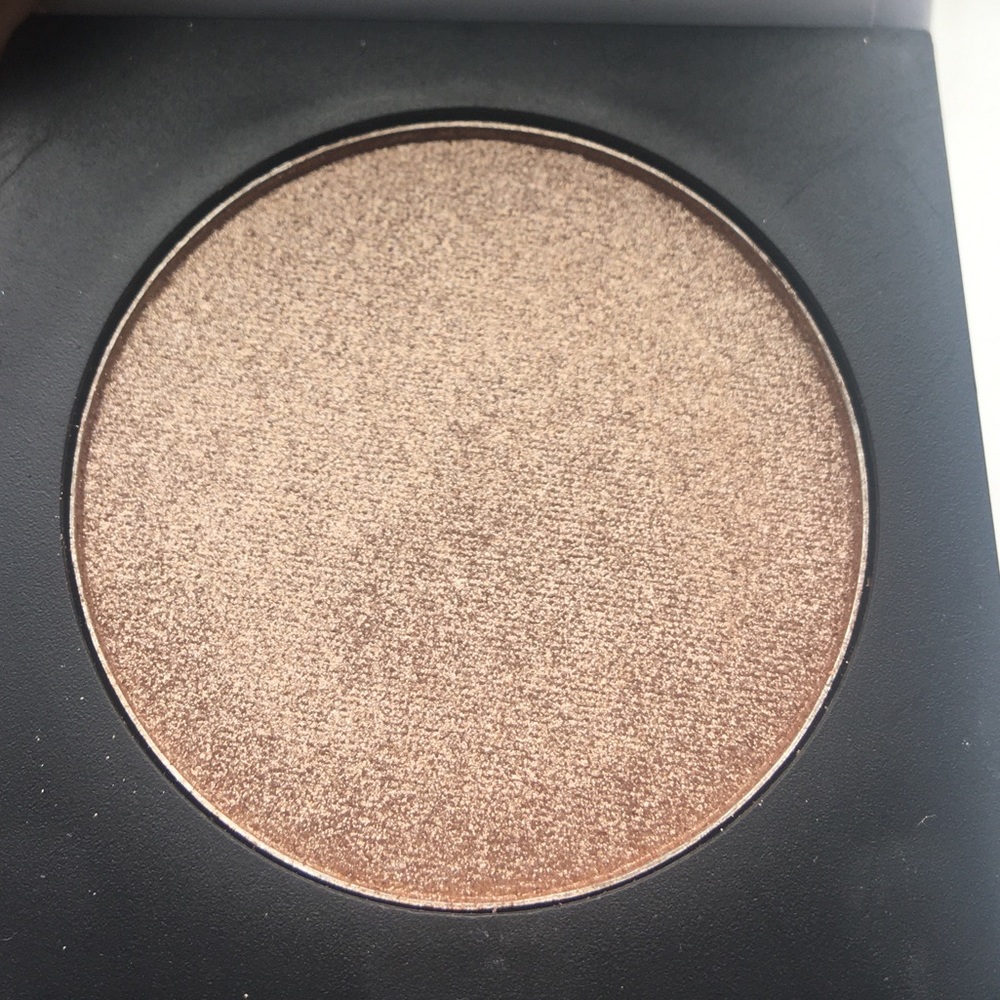 Makeup Trio - Picture 4 of 10